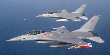 Вже не місяць: заяву про постачання F-16 з Данії уточнили (фото)