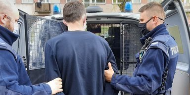 В Польше украинца заблокировали в городском автобусе и так доставили в полицию: что произошло