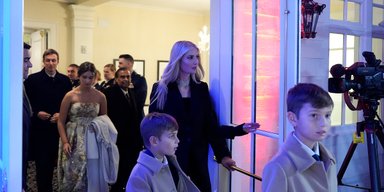 Иванка Трамп с семьей прилетела на инаугурацию отца (фото)