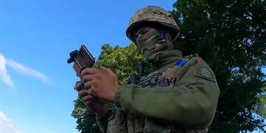 "Закрепляются на достигнутых рубежах": бойцы Нацгвардии продвигаются под Мелитополем (видео)