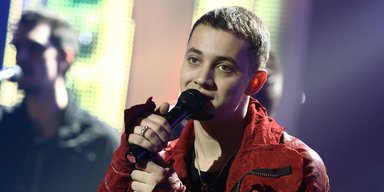 Переможець "Фабрики зірок" Стас Шурінс вперше за довгий час вийшов на публіку (фото)