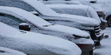 Ошибки водителей: какие предметы нельзя оставлять в салоне автомобиля зимой