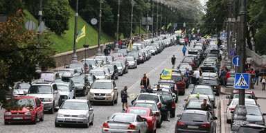 Бум подержанных авто. Как купить и растаможить "евробляху" в Украине?
