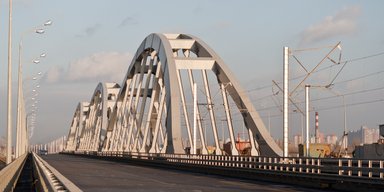 Удари по мостах у Києві: експерт відповів, чи врятують ситуацію понтонні переправи