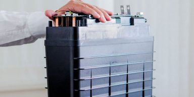 Поки США спалюють газ, Індія тестує пристрій, що видобуває енергію просто з повітря