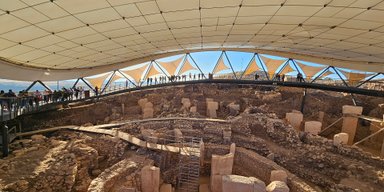 Храм Гебекли-Тепе изображает катастрофу, произошедшую 13 000 лет назад: она обрушилась на Землю из космоса (фото)