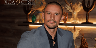 Поцелуй и знакомство с мамой: "Холостяк" Цимбалюк приехал в Хмельницкий (фото)