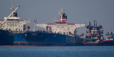 США официально сняли запрет на продажу российской нефти (документ)