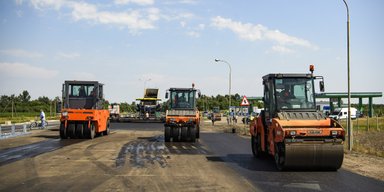 Закупівлі для укриттів: чому чиновники закуповують барабани і пательні та чи є межа