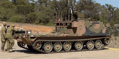 Бронетранспортер M113 научили сбивать дроны: пушкой управляли с расстояния 550 км