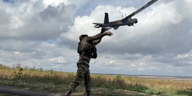 Щоб дістати противника: "зона ураження" ударних БПЛА на фронті розширюється, — Business Insider