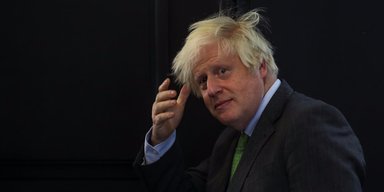 "Усе скінчено, Володимире": експрем'єр Британії Борис Джонсон різко відповів Путіну