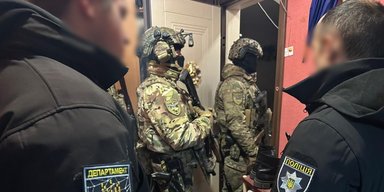 Рейды на схемы уклонистов: Нацполиция проводит более 200 обысков в 19 регионах (фото)