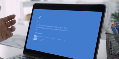 Microsoft уберет знаменитый "синий экран смерти" спустя 40 лет: что известно (фото)