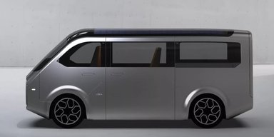 Кінотеатр на колесах: розсекречено перший автомобіль від Sharp (відео)