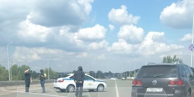 В РФ военный сбежал во время поездки в психбольницу: угрожает подорвать гранату (фото, видео)