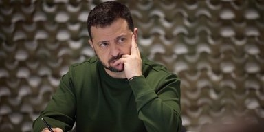 Прощання з Даніловим і нові задачі: Зеленський розпочав роботу оновленого складу РНБО (відео)