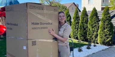 "Фундація Течія" передала медицинское оборудование, расходные материалы и игрушки для детей с тяжелыми диагнозами в "Город Добра"