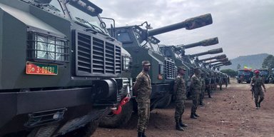 Копія французьких Caesar: Ефіопія показала на озброєнні десятки китайських САУ SH-15