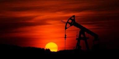 В РФ из-за падения цен банкротятся нефтяные компании: что известно