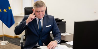 Віддав голос "проти війни": поранений друг Путіна проголосував у лікарні (фото)