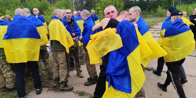 ФСБ видворює "стукачів" із ЗСУ, які знущались з українських солдатів: що з ними буде далі (відео)