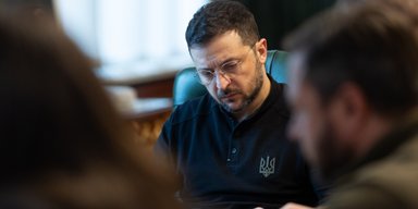 Половина Рады – на завтраке в США: Зеленский упрекнул нардепов за частые командировки