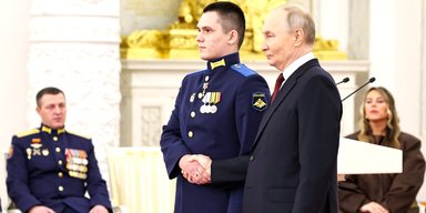 Китайські джерела написали, що Путін відправив свого сина воювати: ЗМІ перевірили (фото)
