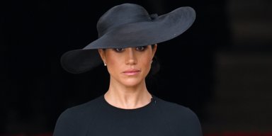 Меган Маркл поделилась горем: умер ее пес, которого она приютила до встречи с принцем Гарри