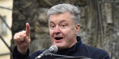 Кремль схвалює заяви Порошенка щодо участі у виборах, – експерт
