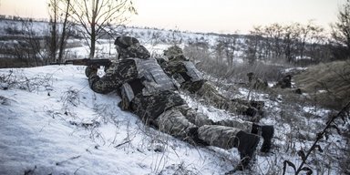 Точно не вручать повістку: юристи розповіли, кого не можуть мобілізувати в 2025 році