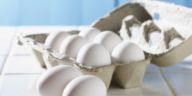 Великодній бум: ціни на яйця в Україні вже злетіли до 100 грн