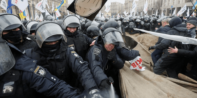 Развилка для Зеленского. Пойдешь направо — поедешь в Ростов, налево — и до Ростова не доедешь