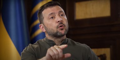 "Росія без України — це нуль": Зеленський у розмові з Bloomberg