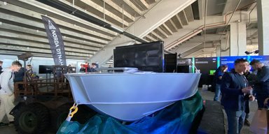 Несут до 500 кг груза: в Украине показали новейшие "авианосцы" для FPV-дронов (фото)