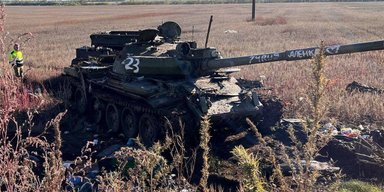 Росія прискорила відновлення танків Т-62, які масово забирає з полігонів: що це означає (відео)