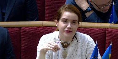 "Малюка взяли в заложники": в Раде разгорелся новый скандал с Марьяной Безуглой (видео)