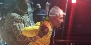 СБУ затримала трьох працівників ТЦК та посадовця ВЛК, які заробляли на ухилянтах (фото)