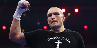 "Исторический подвиг": Усик стал боксером 2024 года по версии WBC