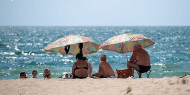 Ребенка унесло в море на матрасе: одесские спасатели опасаются мин и ждут разрешения военных