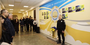 В університеті Одеси встановили мурал "загиблому" курсанту: той виявився живим, деталі