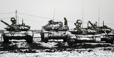 Битва за Дарьино: ВСУ уничтожили понтонный мост и отбили штурм россиян в Курской области (видео)
