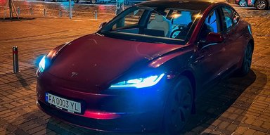 В Україні з'явився новітній електромобіль Tesla із запасом ходу понад 600 км (фото)