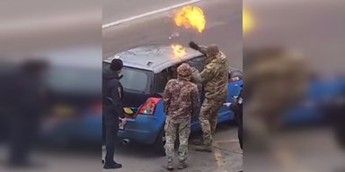 "Підпалив газ сам": у ТЦК прокоментували "викурювання" чоловіка з авто у Вишгороді (відео)