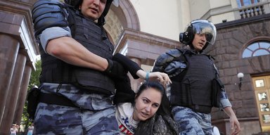 Подземные толчки. России нужны глобальные, а не локальные идеи, чтобы свалить режим
