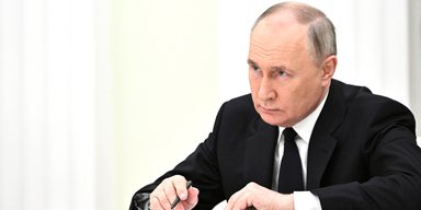 "Можемо відповісти тим самим": Путін пригрозив Україні ударами по цивільних об'єктах (відео)