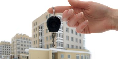 Желанные метры. Кому легче заработать на квартиру в 40 квадратов