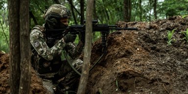 Граница под контролем: в Черниговской области уничтожили две вражеских ДРГ, — Наев