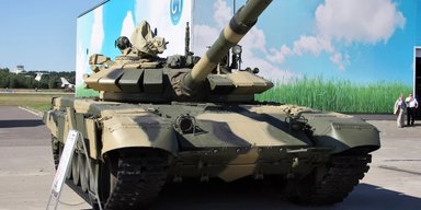 Лише 600 одиниць Т-72А: скільки танків залишилось у РФ і чому їх не вистачає для фронту, — оглядач
