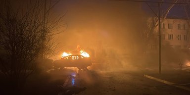 "Горят квартиры": россияне атаковали дронами Конотоп, в городе начались пожары (фото)
